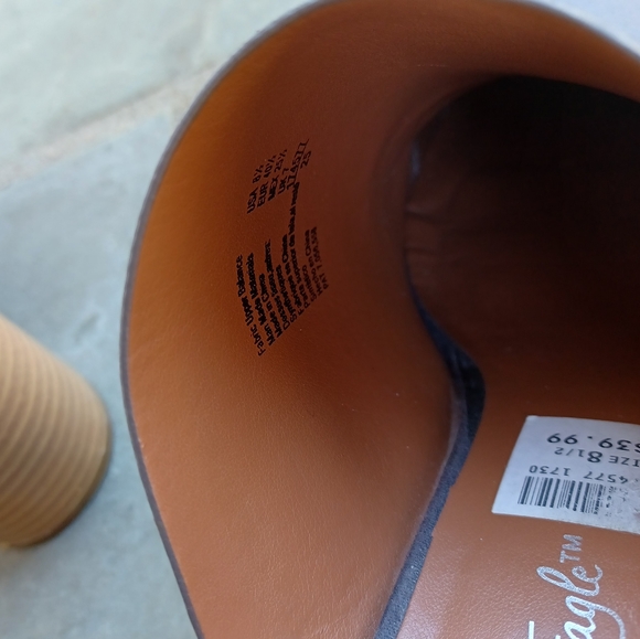 American Eagle faux seude point toe Mule Block heels - Picture 7 of 12